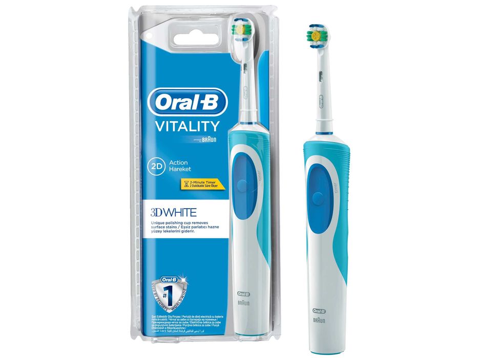 OCAZIE!!! 3 * periute de dinti Oral-B Vitality cu 2 * Etui de voiaj!!!