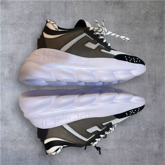 Versace Chain Reaction