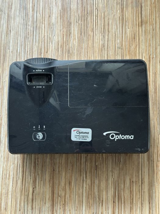 Продам проектор Optoma