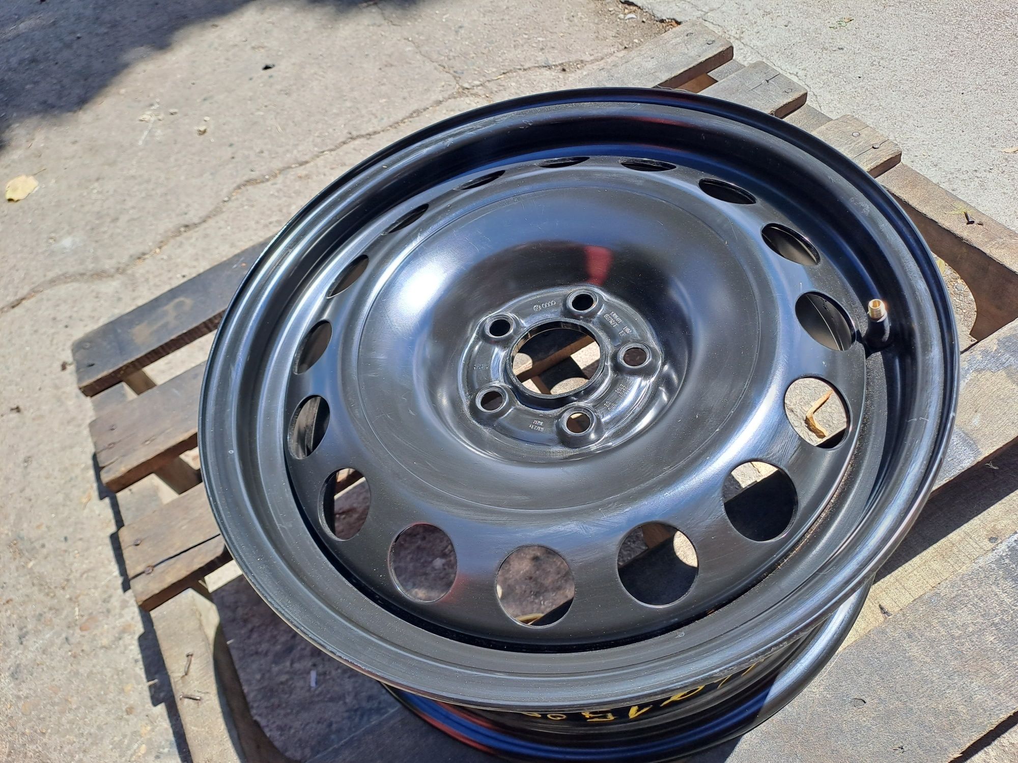 1бр. Нова 16" 5Х100мм, 5X100mm VW, Audi, Seat, Skoda (Фолксваген)