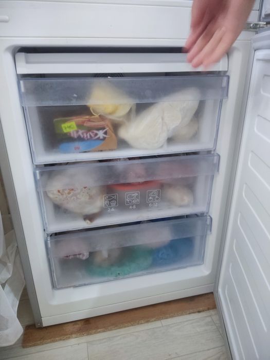 Продам холодильник