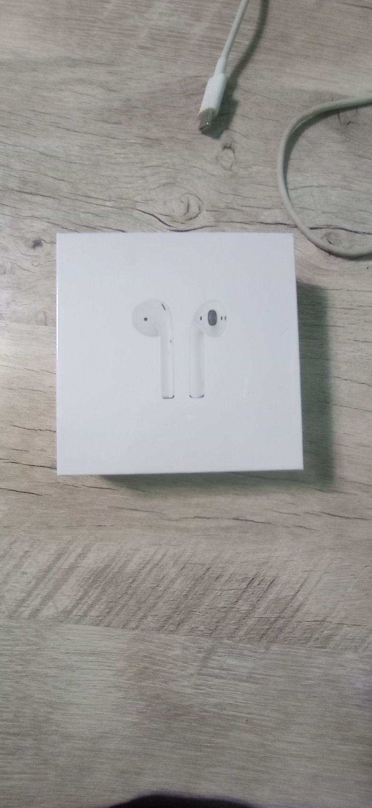 AirPods версия 2.2