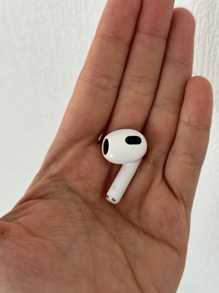 Правый наушник airpods 3 (оригинал)