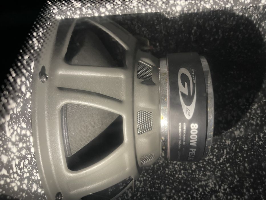 Vand subwoofer ALPINE  800W PEAK+  statie ALPINE  500w