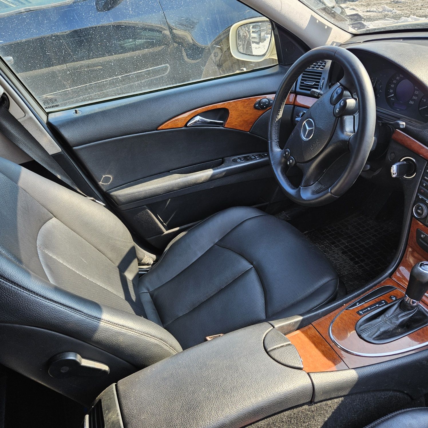 Мерцедес е200cdi
