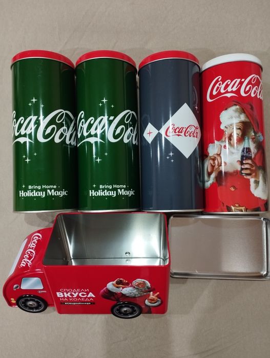 Coca Cola камионче, кутии,чаши и раница