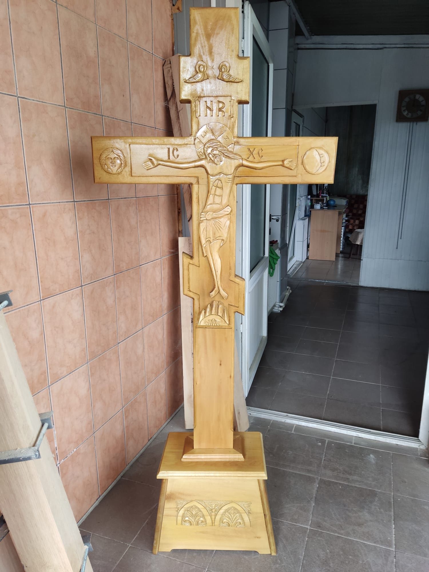 Cruce pentru troita sculptata manual