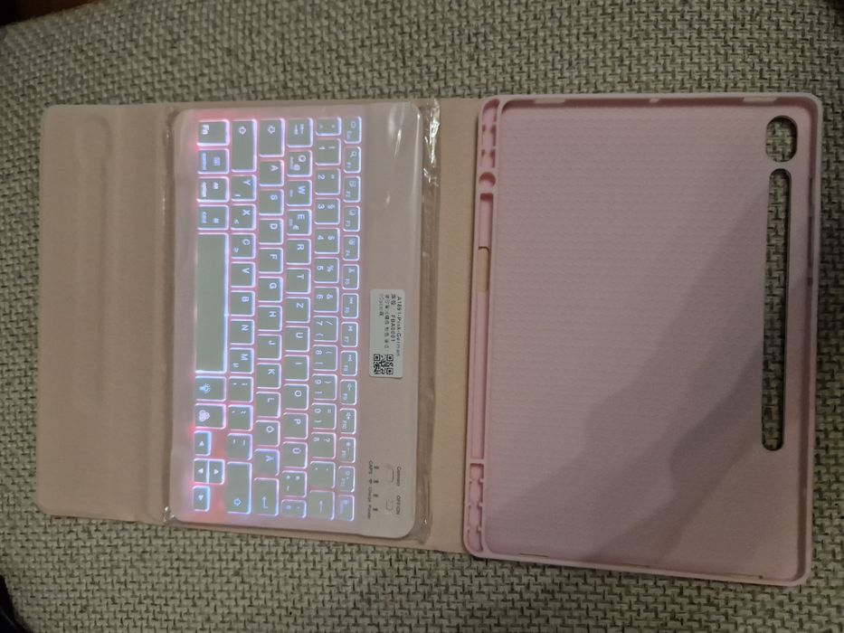 Husa + tastatura Samsung Galaxy S9/S9 FE - Brasov