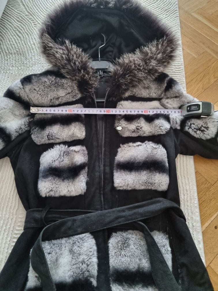 Haina blana chinchilla Mărime .gluga,fermoar,buzunareS
