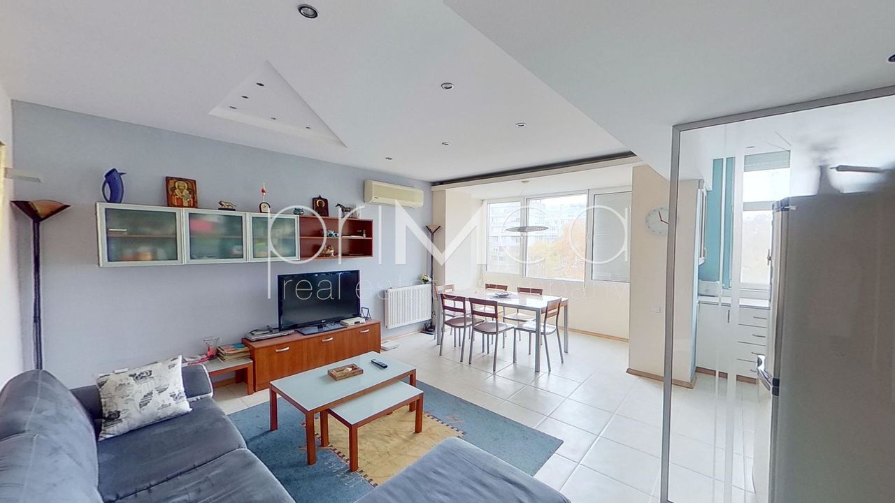 Продава се Тристаен апартамент в Бургас, Лазур - 86 кв.м за 2849 €/кв.м - Снимка #1