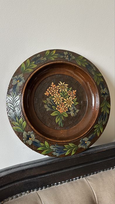 Панно из натурального дерева и меди