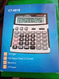 Калькулятор новый продается в упаковке. Цена за единицу 2000 тенге.