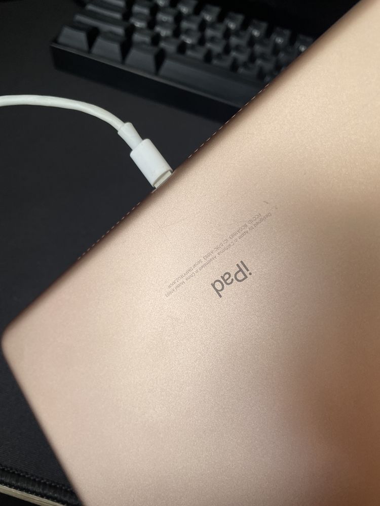 Ipad 6th generation 32 gb