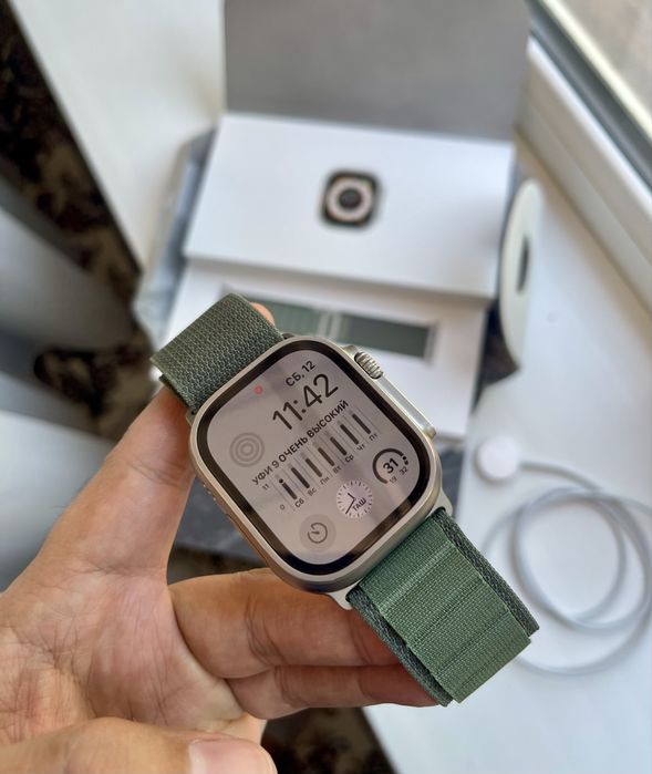 Apple iWatch Ultra 2 Titanium 49mm Olive Alpine Loop