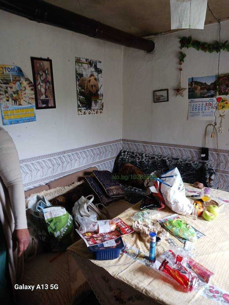 Къща за ремонт в Смолница