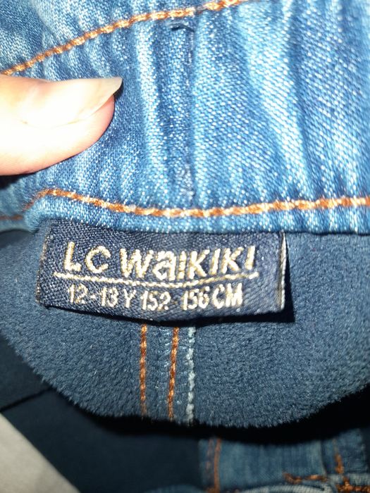 Отдам утеплённые джинсы