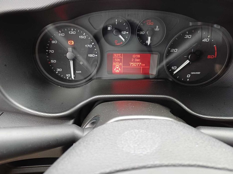 Iveco daily  35C16, se conduce cu permis cat b