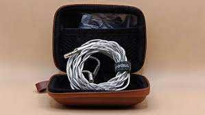 Нови- неотваряни SIVGA Que тип iem