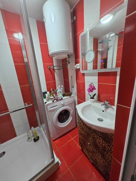 Vînd garsonieră Orșova