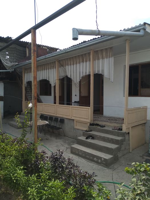 Yashnobod tumani Moʻynoq koʻchasi 67 uy sotk.300 kv Sotiladi