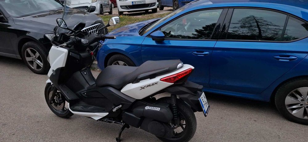 Yamaha x-max 250