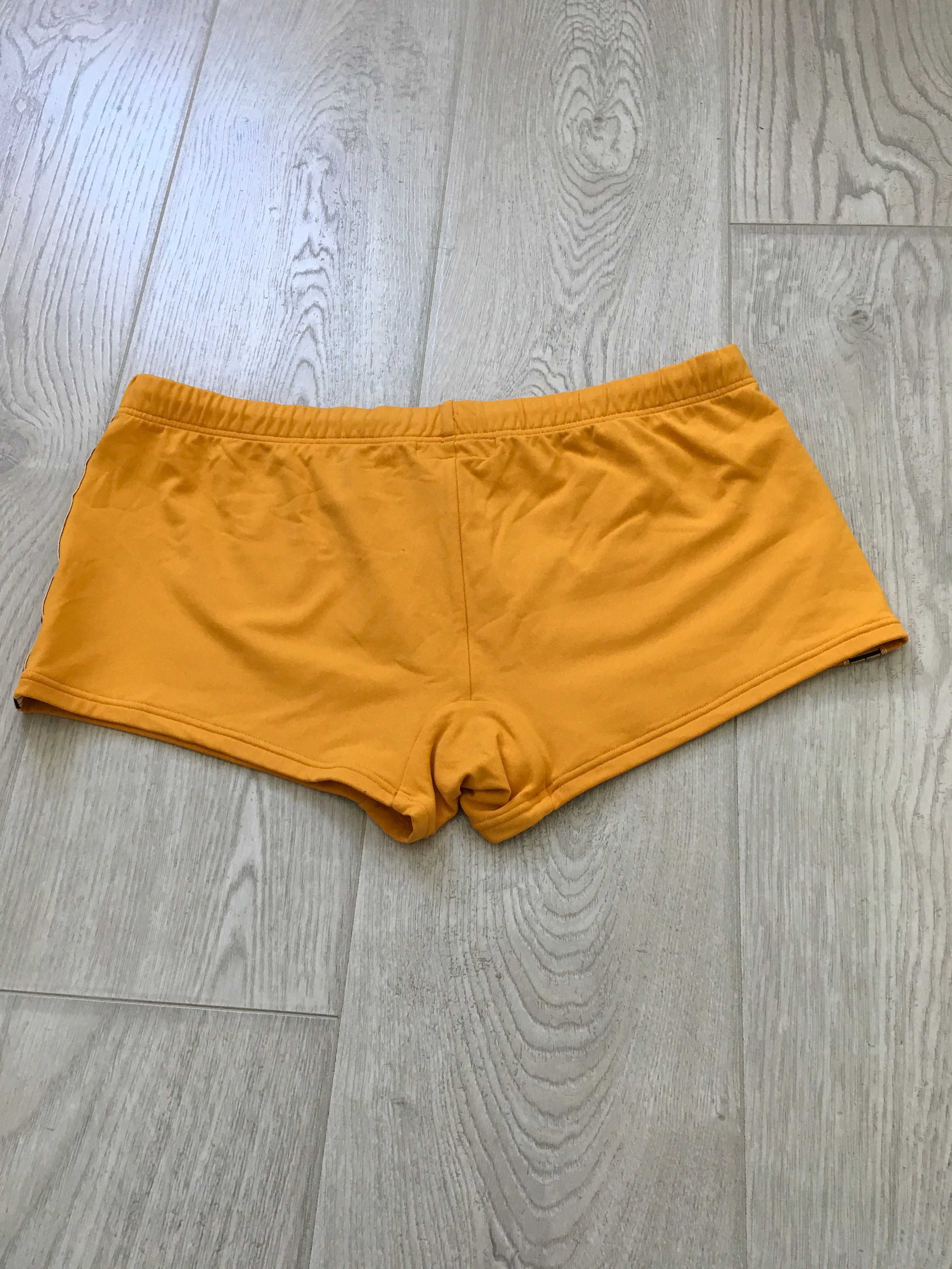 Emporio Armani мъжки бански IT54
