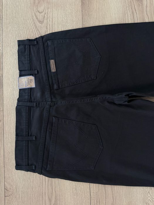 Blugi WRANGLER Regular Negru Barbati | Marime 36 x 30 (Talie 93 cm)