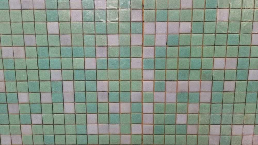 Mozaic din sticla pentru piscine si bai