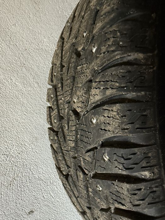 зимние шины с дисками 205/55  R 16