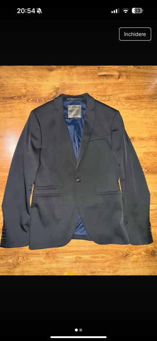 Sacou zara foarte bun