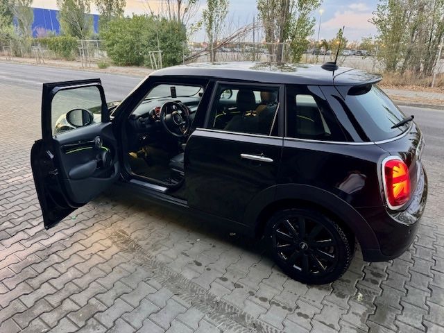 MiniCooper 2019 benzina impecabil, prim proprietar