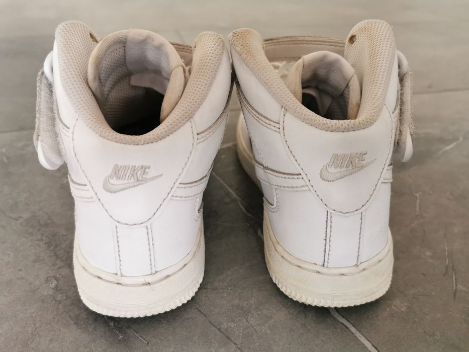 Adidași Nike Air Force 1 marimea 33