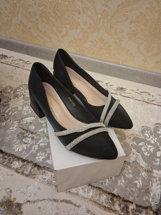 Туфли женский модный элегантный