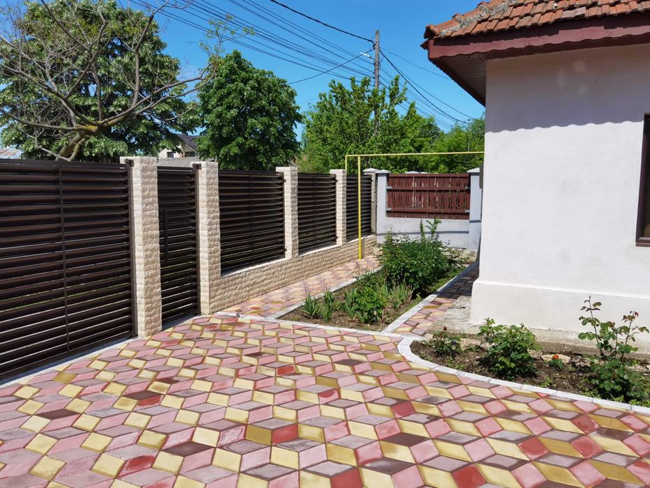 Vand casa Alexandria (central) negociabil