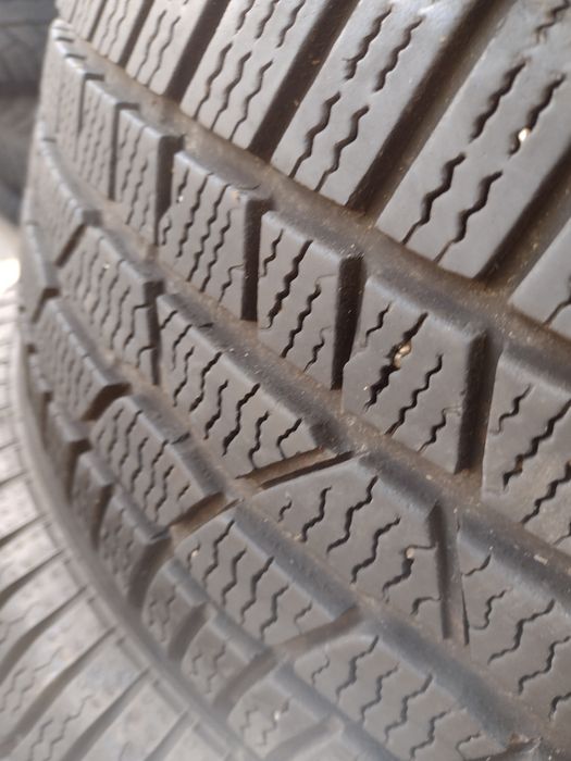 Перфектни 4бр.205/60/16 Continental TS830P dot3415