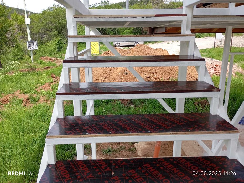 Метални конструкции и мобилни заваръчни услуги