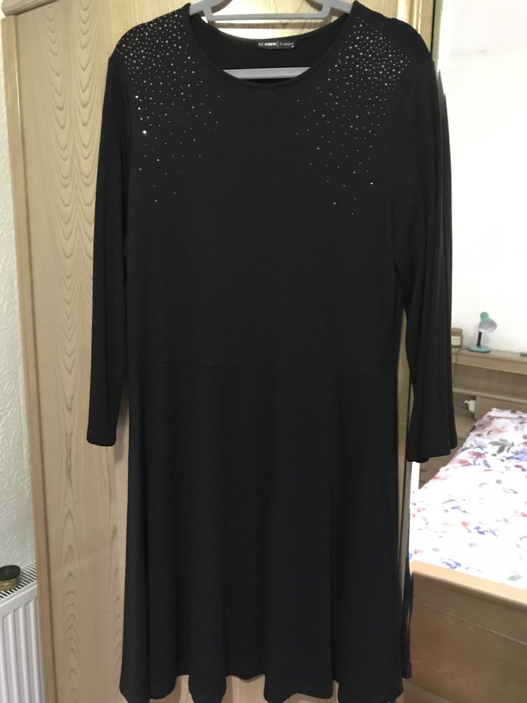 Rochie eleganta pietre Lc Waikiki mar 46 neagra