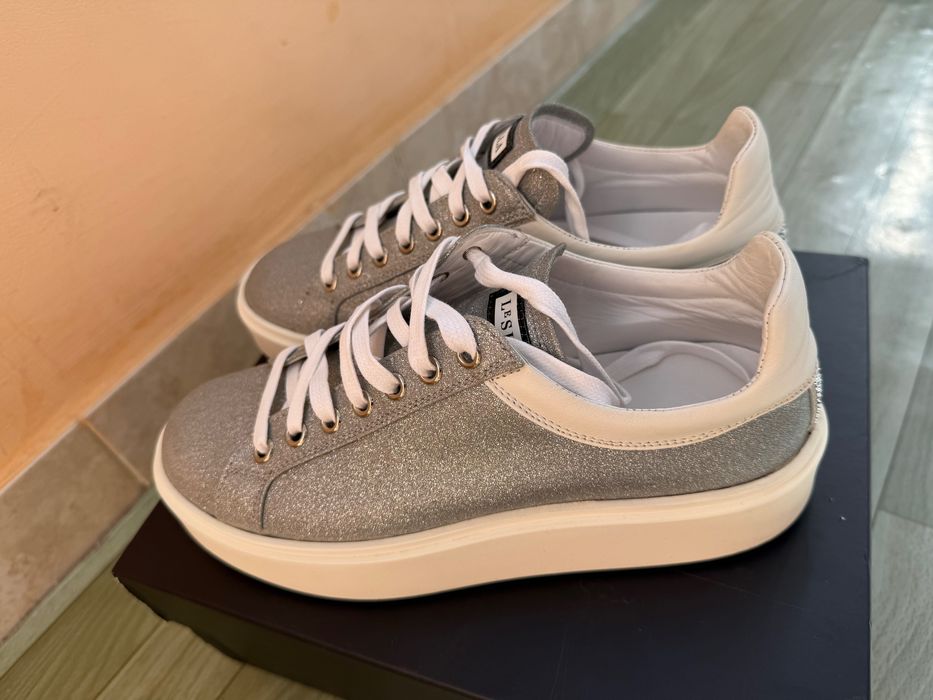 Adidasi sneakers Le Silla argento