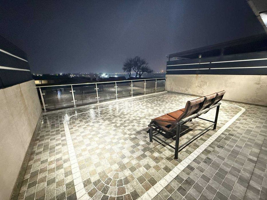 Mirabod tumanida Fayzobodda 3 qavatli evro kottej, to‘liq jihozlangan