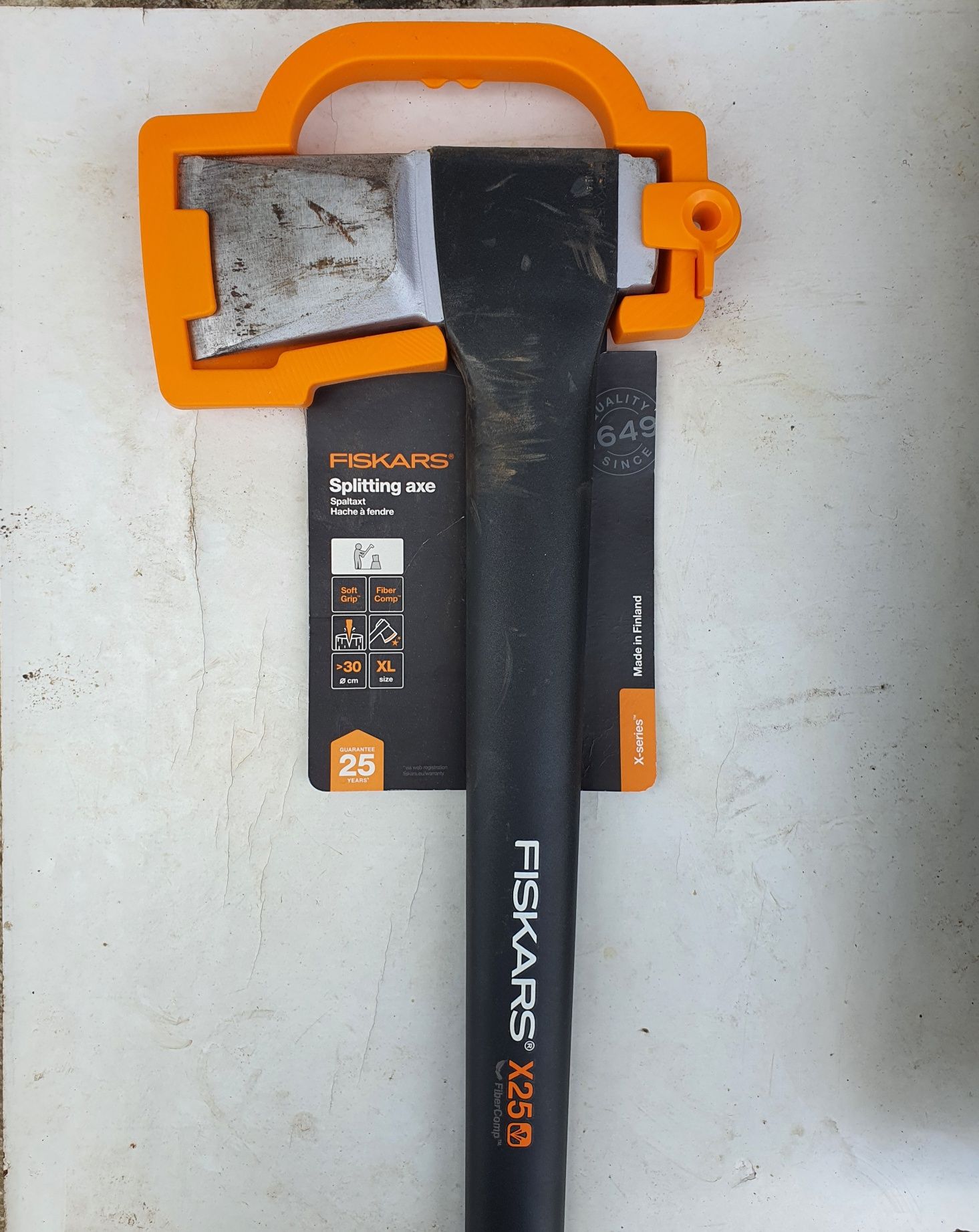 Брадва Fiskars X25