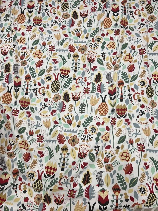 Продам шторы очень красивые