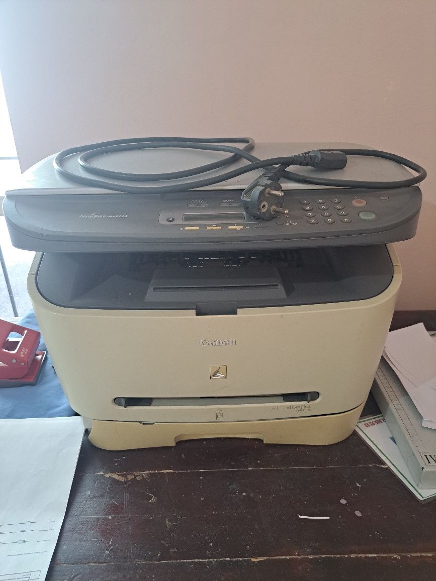 Принтер LaserBase MF3228