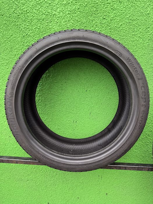 215/40/17 M+S HANKOOK DOT 2022 Profil 7mm