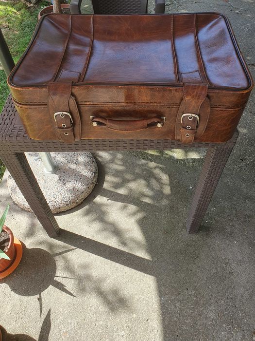 Кожен куфар 1963