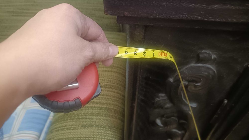 Старинни мебели от орех