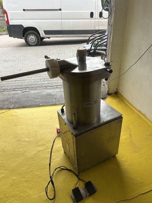 Пълначка за колбаси