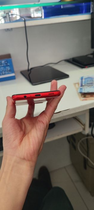 Samsung a12. Ideal