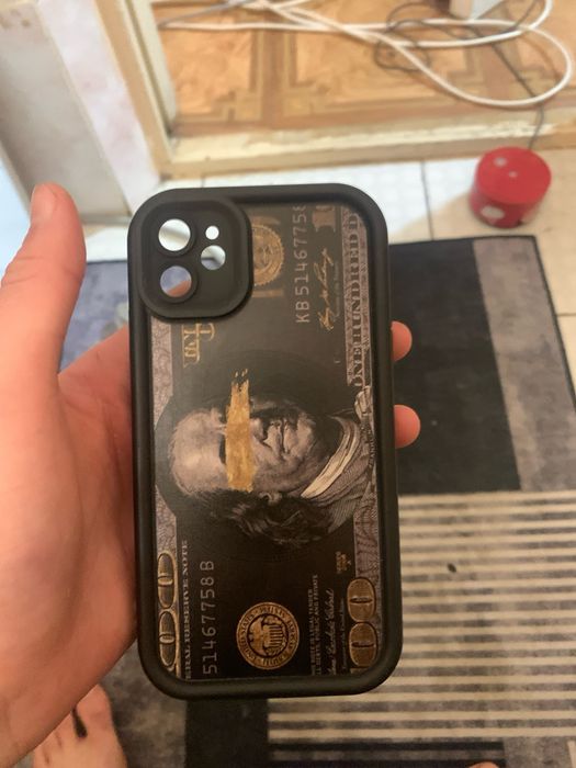 Iphone 11 в блоке