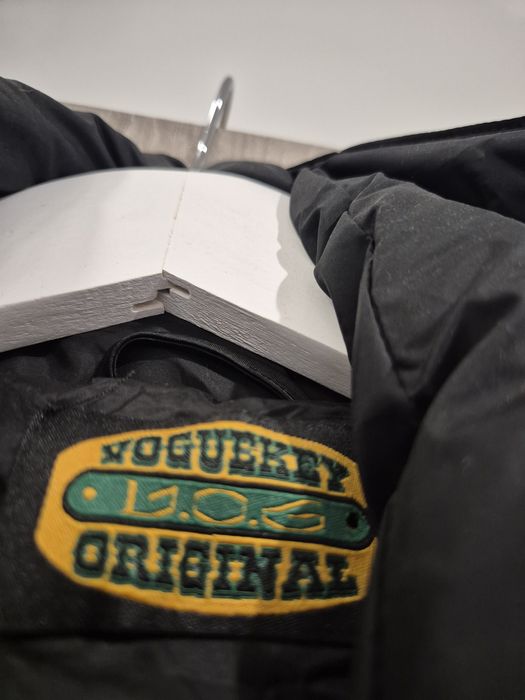 Яке, черно тип бомбер