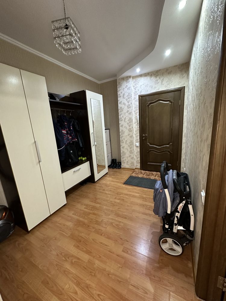 Продам прихожую гарнитуру